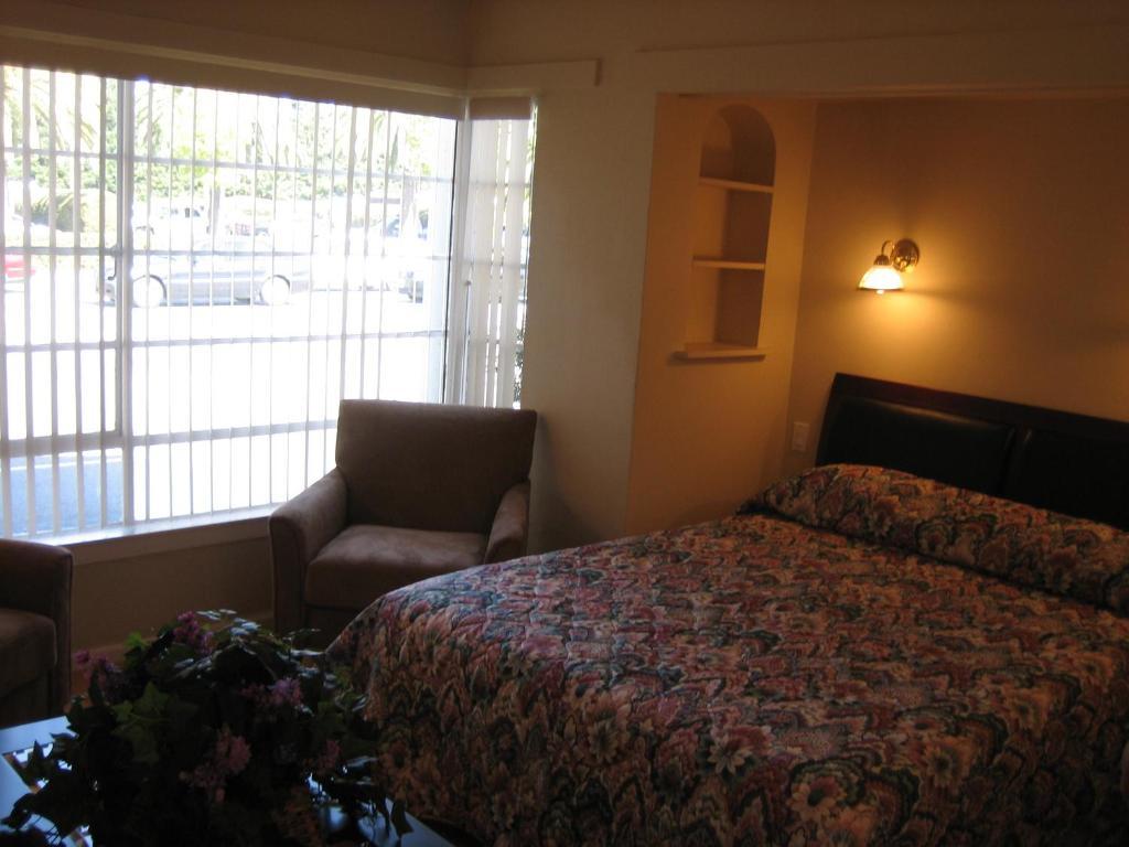Stanford Inn Menlo Park Eksteriør billede