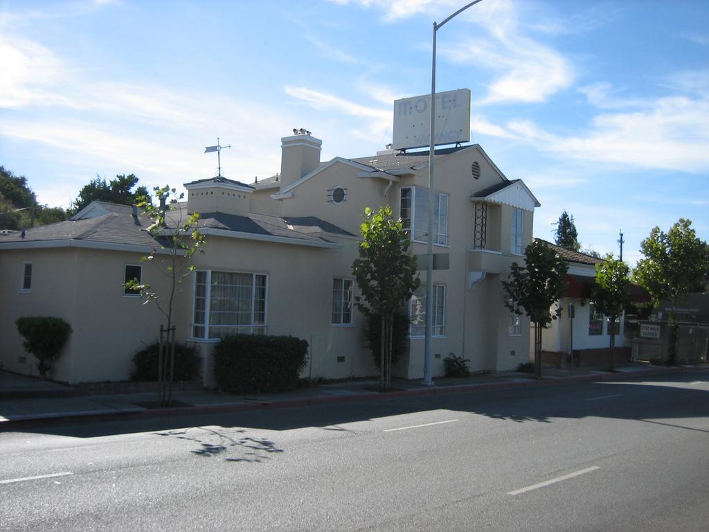 Stanford Inn Menlo Park Eksteriør billede